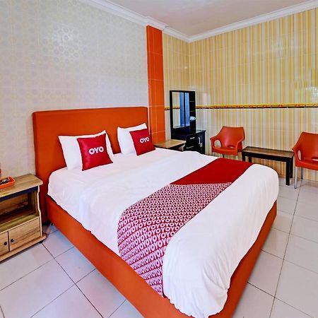 Collection O 91489 Hotel Tanjung Permata Cilacap Eksteriør billede