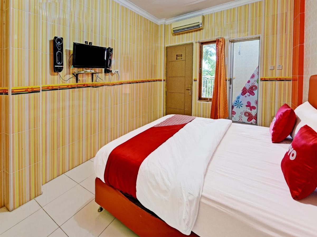Collection O 91489 Hotel Tanjung Permata Cilacap Eksteriør billede