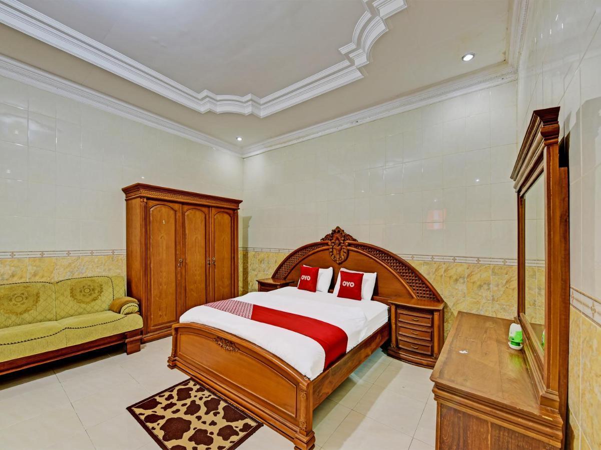 Collection O 91489 Hotel Tanjung Permata Cilacap Eksteriør billede